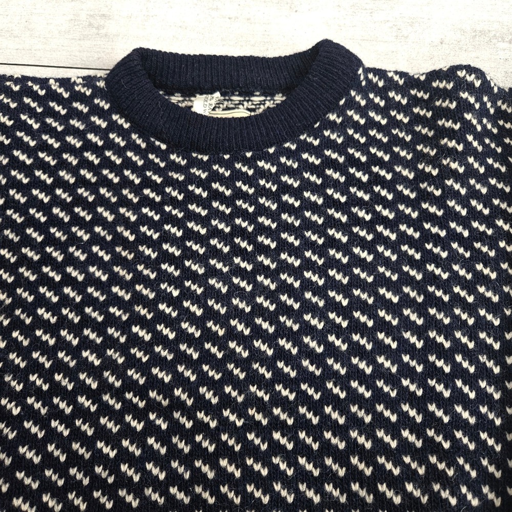 Vintage LL Bean Birdseye Sweater Navy Blue Wool Blend Norway Crewneck Med-Large - Picture 2 of 8